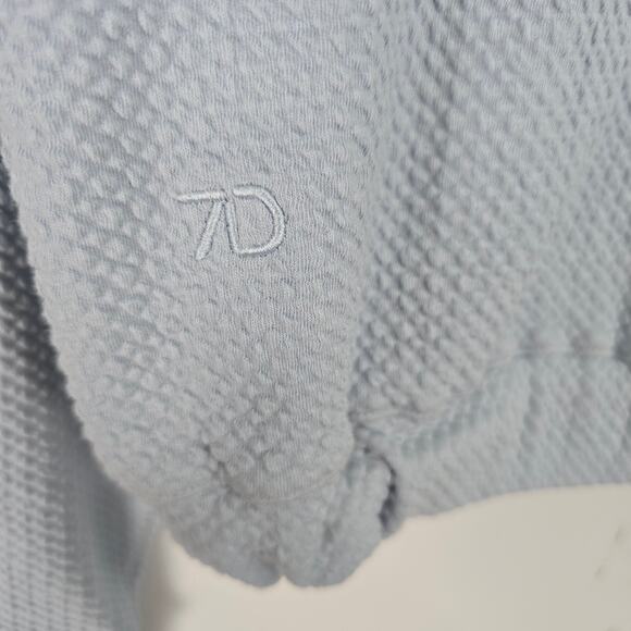7 Diamonds Restoration Collection Hoodie & Shorts Set Ice Blue Textured Size XS - Picture 8 of 10